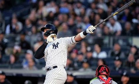 Aaron Judge took batting practice, did some fielding drills and even lightly ran the bases prior to the Yankees game Friday at the Stadium, but he has yet to face any live pitching since he. . Yankees aaron judge